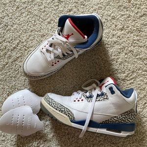 True blue 3’s 2016